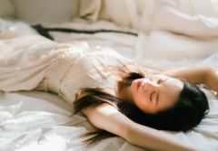 怎么安慰妹妹，当她的世界忽然下雨